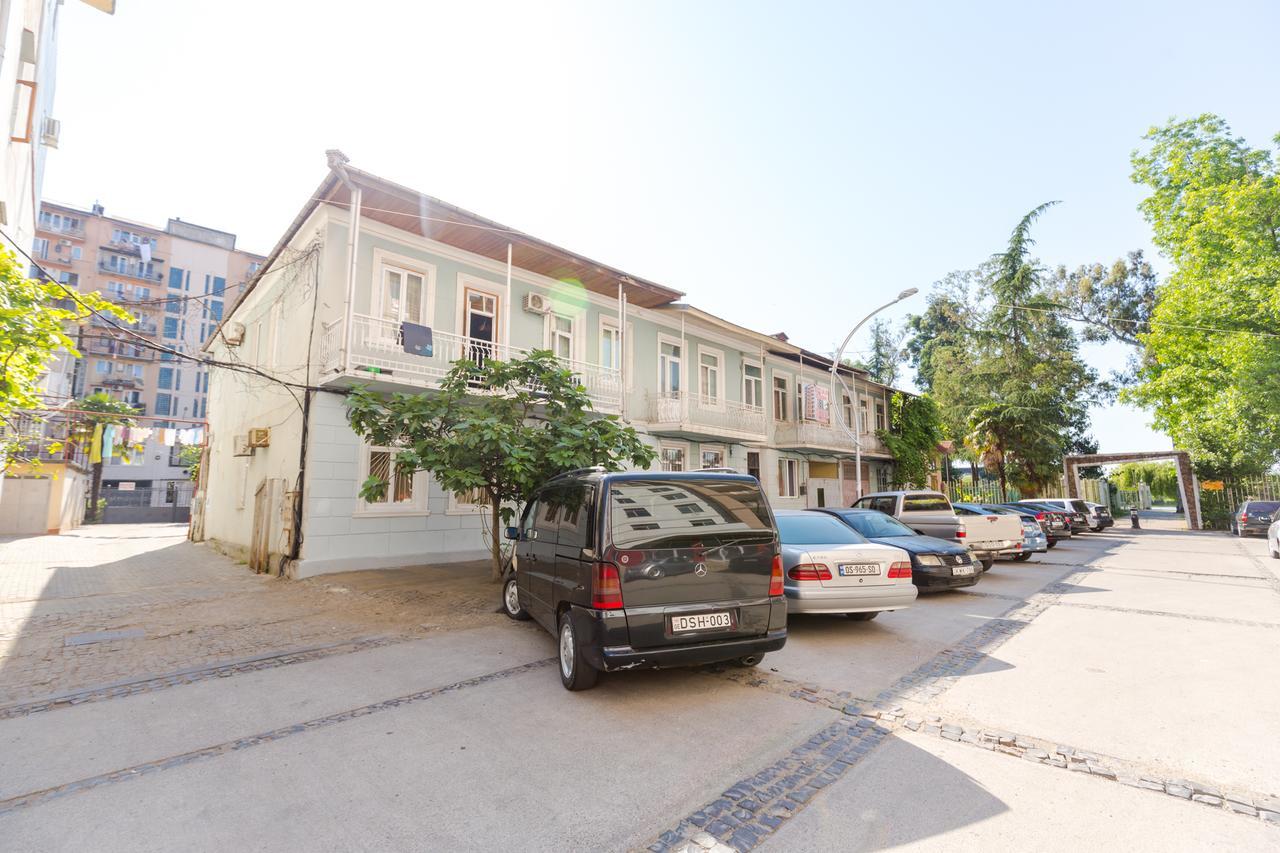 Samno Guest House Batumi Exterior photo